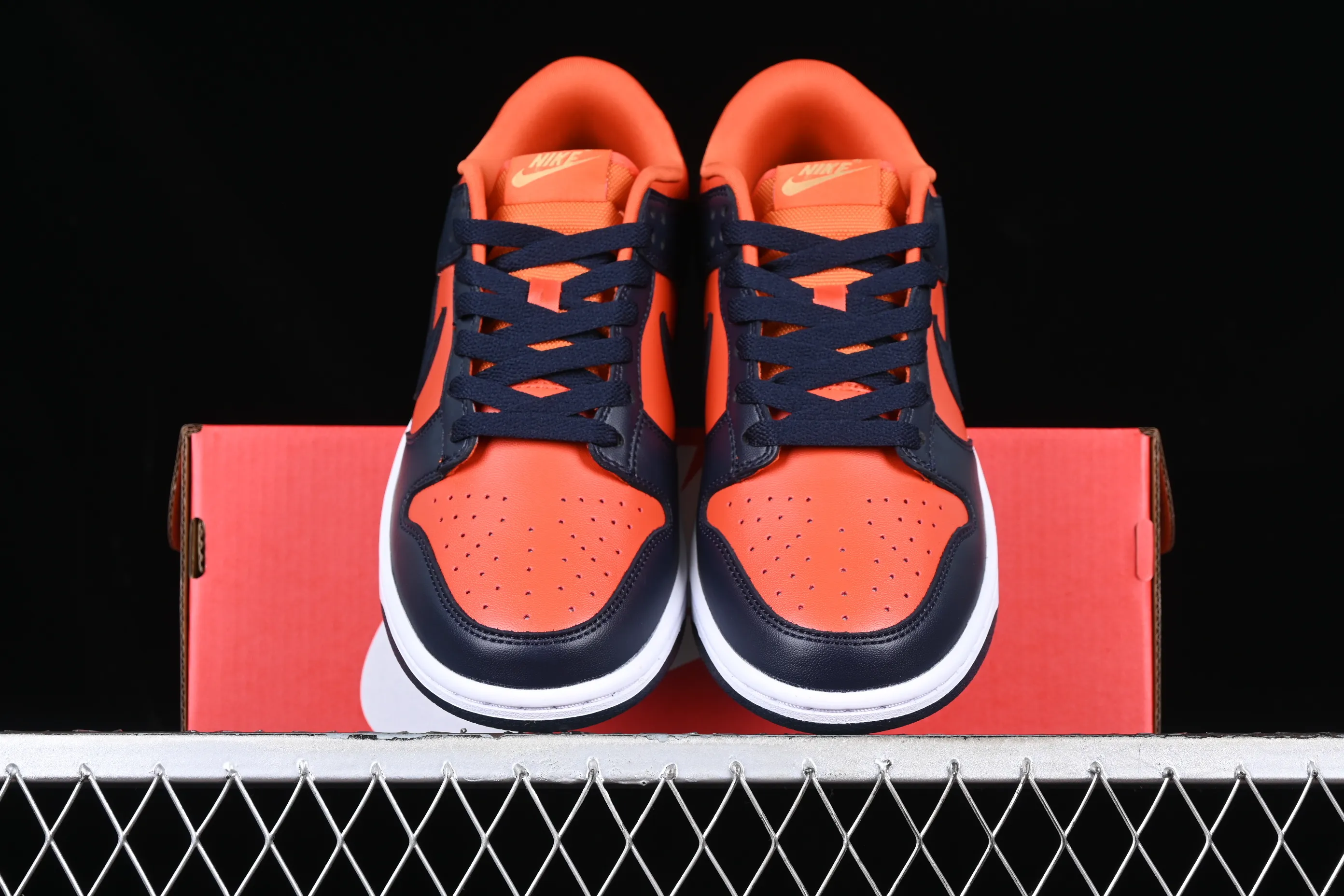 All categories Nk SB Dunk series Nk SB Dunk Low low-top sneakers NK SB Dunk Low SP Fanta color low-top casual sports sneakers CU1727-800